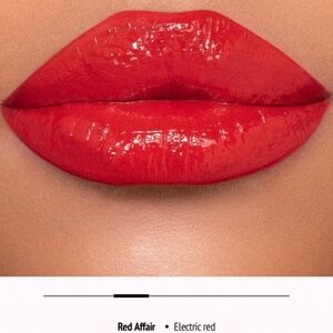 🎅Jeffree Star Lip Stick Supreme Gloss Red Affair 💋 Nwt